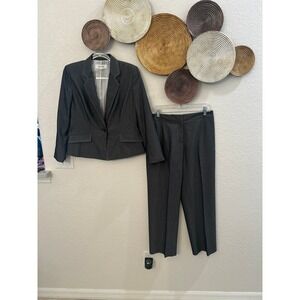 Suit Studio women's blazer suit dark grey, single-button tailored jacket size 8P